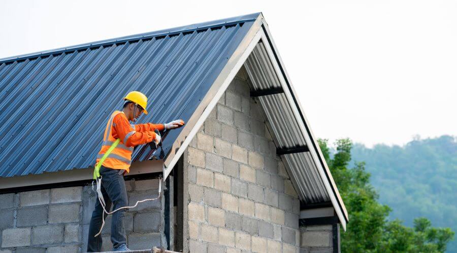 Professional residential roofers in El Indio, TX